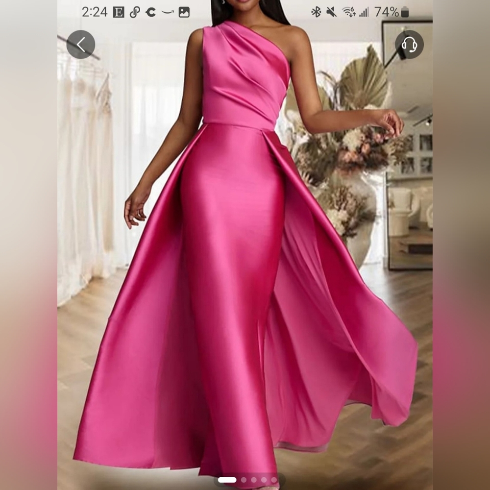 Gorgeous hot pink gown